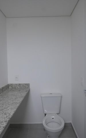 Apartamento à venda com 132m², 3 quartos e 2 vagasBanheiro da Suíte 2