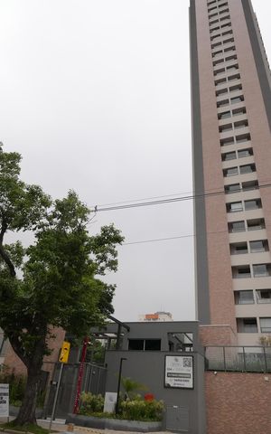 Apartamento à venda com 132m², 3 quartos e 2 vagasFachada e portaria