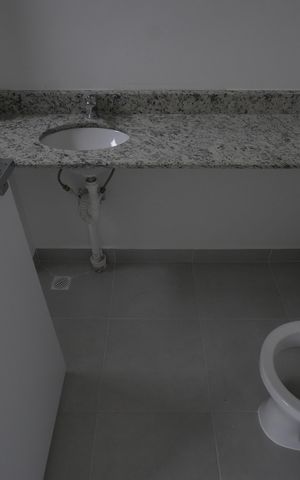 Apartamento à venda com 132m², 3 quartos e 2 vagasBanheiro da Suíte 2