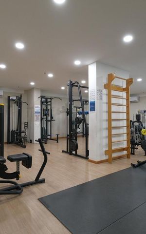 Apartamento à venda com 192m², 4 quartos e 2 vagas Apartamento à venda com 192m², 4 quartos e 2 vagasAcademia