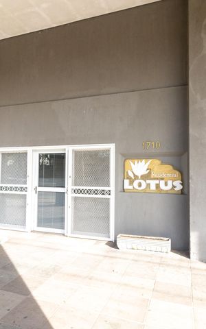 Apartamento à venda com 62m², 2 quartos e 1 vaga Apartamento à venda com 62m², 2 quartos e 1 vagaFachada