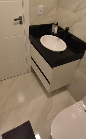 Casa de condomínio à venda com 125m², 3 quartos e 2 vagasBanheiro 2