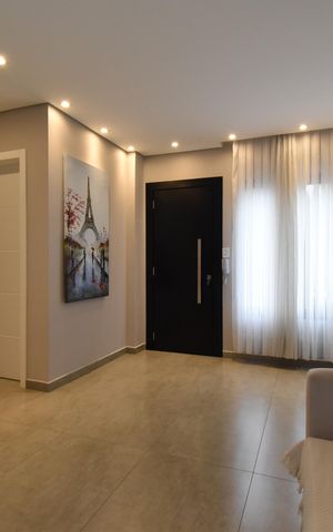 Casa de condomínio à venda com 125m², 3 quartos e 2 vagasSala