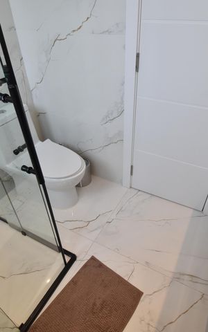 Casa de condomínio à venda com 125m², 3 quartos e 2 vagasBanheiro da Suíte