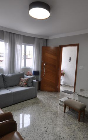 Casa à venda com 228m², 3 quartos e 4 vagasSala