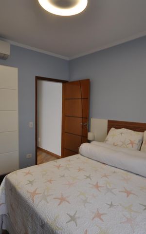 Casa à venda com 228m², 3 quartos e 4 vagasQuarto Suíte