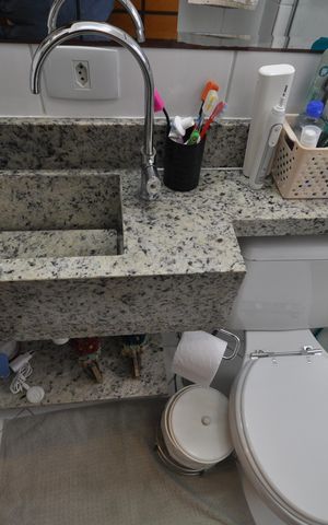 Casa à venda com 228m², 3 quartos e 4 vagasBanheiro Social
