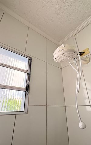 Apartamento para alugar com 82m², 2 quartos e 1 vaga Apartamento para alugar com 82m², 2 quartos e 1 vagaBanheiro