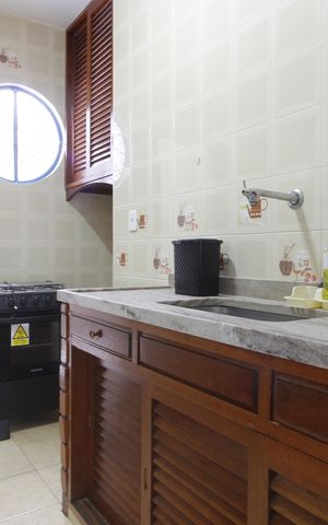 Casa para alugar com 120m², 2 quartos e 6 vagasCozinha