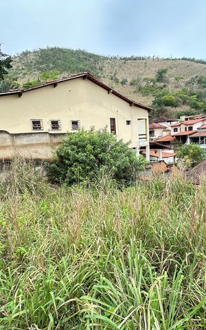 Casa à venda com 480m², 4 quartos e 2 vagasQuintal