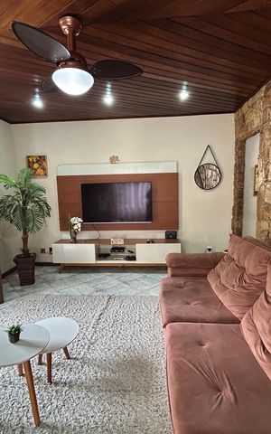 Casa à venda com 480m², 4 quartos e 2 vagasSala