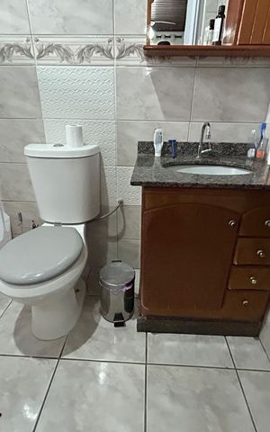 Casa à venda com 480m², 4 quartos e 2 vagasBanheiro da Suíte