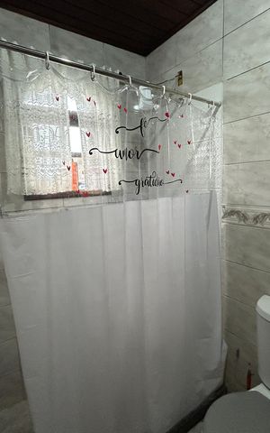 Casa à venda com 480m², 4 quartos e 2 vagasBanheiro da Suíte