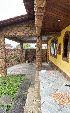 Casa à venda com 480m², 4 quartos e 2 vagasVaranda