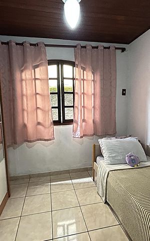 Casa à venda com 480m², 4 quartos e 2 vagasQuarto 3