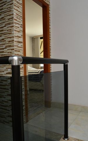 Casa de condomínio à venda com 200m², 4 quartos e 2 vagasSegundo Piso