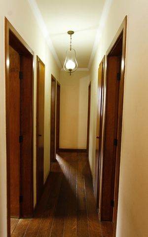 Apartamento à venda com 156m², 4 quartos e 2 vagasCorredor