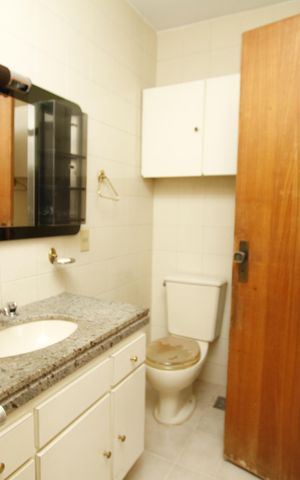 Apartamento à venda com 156m², 4 quartos e 2 vagasBanheiro da Suíte