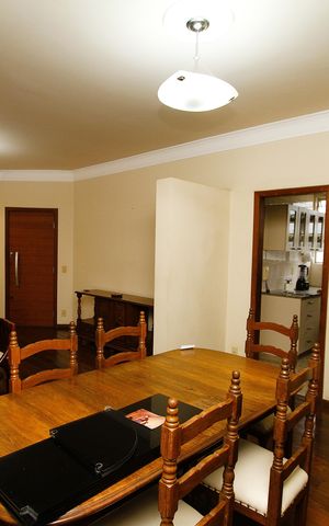 Apartamento à venda com 156m², 4 quartos e 2 vagasSala