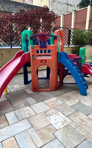 Apartamento à venda com 124m², 2 quartos e 2 vagas Apartamento à venda com 124m², 2 quartos e 2 vagasPlayground