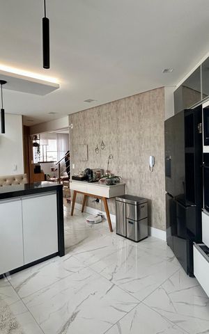 Apartamento à venda com 124m², 2 quartos e 2 vagas Apartamento à venda com 124m², 2 quartos e 2 vagasCozinha