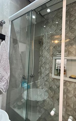 Apartamento à venda com 124m², 2 quartos e 2 vagas Apartamento à venda com 124m², 2 quartos e 2 vagasBanheiro do Quarto 1