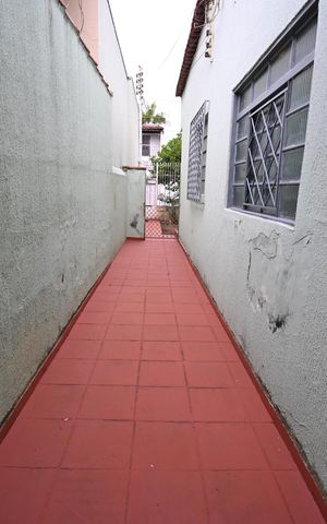 Casa à venda com 178m², 3 quartos e 3 vagas