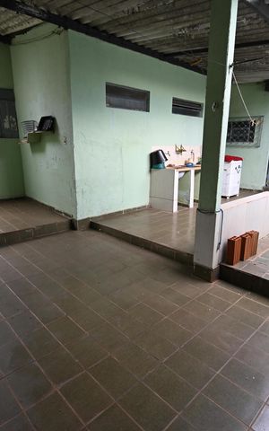 Casa à venda com 178m², 3 quartos e 3 vagas