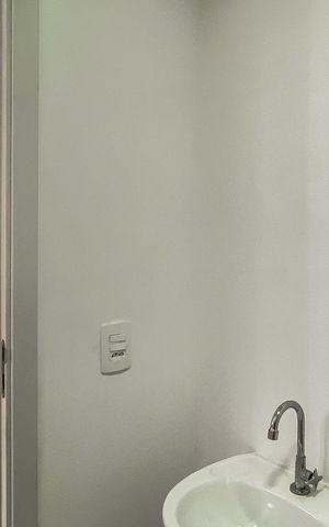 Apartamento para alugar com 39m², 2 quartos e sem vaga Apartamento para alugar com 39m², 2 quartos e sem vagaBanheiro