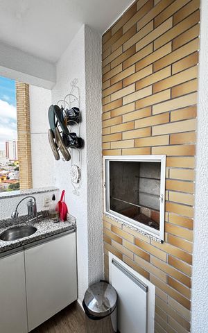 Apartamento para alugar com 105m², 3 quartos e 2 vagas Apartamento para alugar com 105m², 3 quartos e 2 vagasCozinha - Varanda