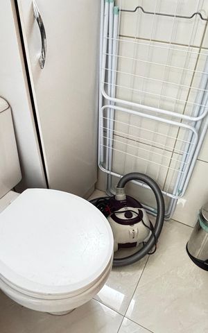 Apartamento para alugar com 105m², 3 quartos e 2 vagas Apartamento para alugar com 105m², 3 quartos e 2 vagasÁrea de Serviço - Banheiro