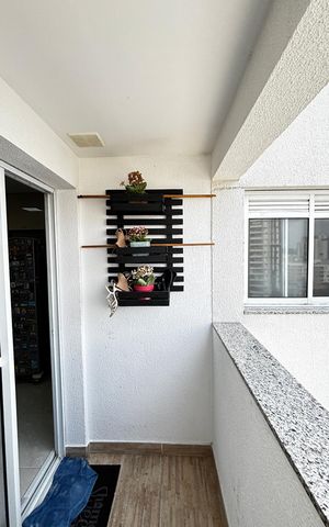 Apartamento para alugar com 105m², 3 quartos e 2 vagas Apartamento para alugar com 105m², 3 quartos e 2 vagasCozinha - Varanda
