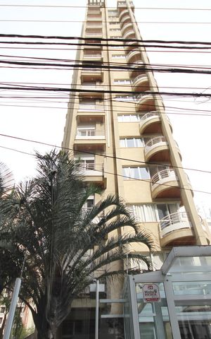 Apartamento para alugar com 100m², 3 quartos e 2 vagasFachada