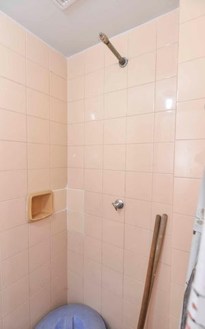 Apartamento à venda com 85m², 2 quartos e 1 vagaBanheiro de Serviço