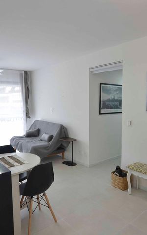 Apartamento à venda com 91m², 2 quartos e 1 vaga Apartamento à venda com 91m², 2 quartos e 1 vagaSala