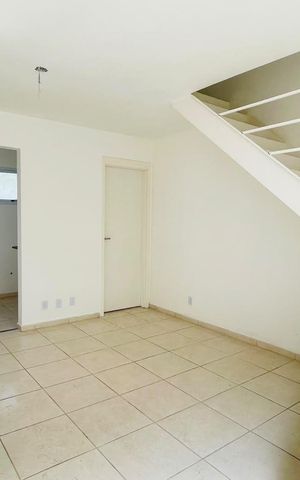Casa de condomínio para alugar com 60m², 2 quartos e 1 vaga Casa de condomínio para alugar com 60m², 2 quartos e 1 vagaSala