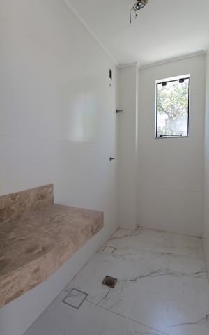 Casa à venda com 122m², 3 quartos e 4 vagasBanheiro Social 2