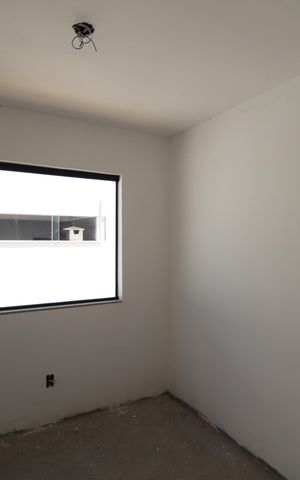 Casa à venda com 122m², 3 quartos e 4 vagasQuarto 2