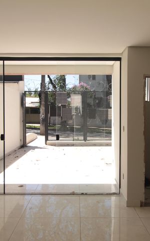 Casa à venda com 122m², 3 quartos e 4 vagasSala