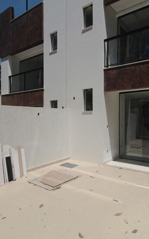 Casa à venda com 122m², 3 quartos e 4 vagasGaragem