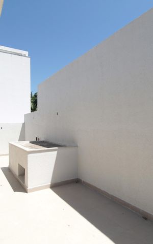 Casa à venda com 122m², 3 quartos e 4 vagasCobertura