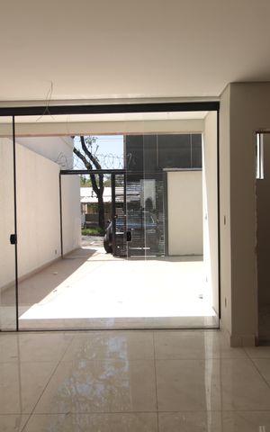 Casa à venda com 122m², 3 quartos e 4 vagasSala