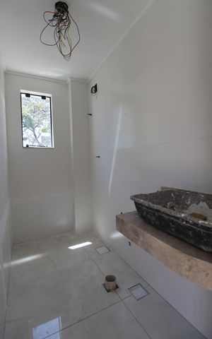 Casa à venda com 122m², 3 quartos e 4 vagasBanheiro Social 2