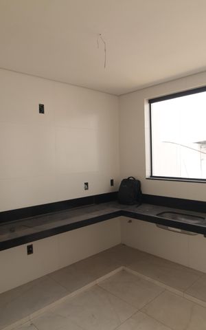 Casa à venda com 122m², 3 quartos e 4 vagasCozinha