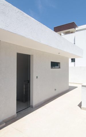 Casa à venda com 122m², 3 quartos e 4 vagasCobertura