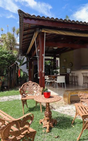 Casa de condomínio à venda com 300m², 4 quartos e 3 vagas