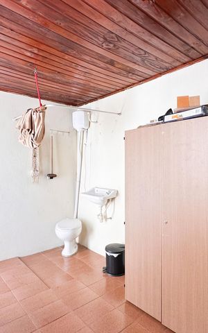 Casa à venda com 110m², 2 quartos e 1 vaga Casa à venda com 110m², 2 quartos e 1 vagaEdícula