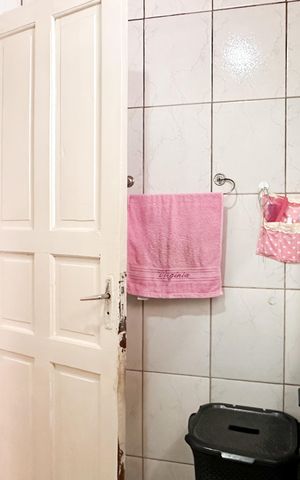 Casa à venda com 110m², 2 quartos e 1 vaga Casa à venda com 110m², 2 quartos e 1 vagaBanheiro Social