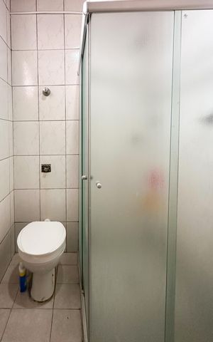 Casa à venda com 110m², 2 quartos e 1 vaga Casa à venda com 110m², 2 quartos e 1 vagaBanheiro Social