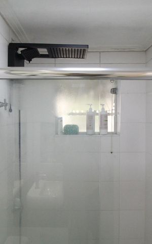 Apartamento à venda com 54m², 2 quartos e 1 vaga Apartamento à venda com 54m², 2 quartos e 1 vagaBanheiro